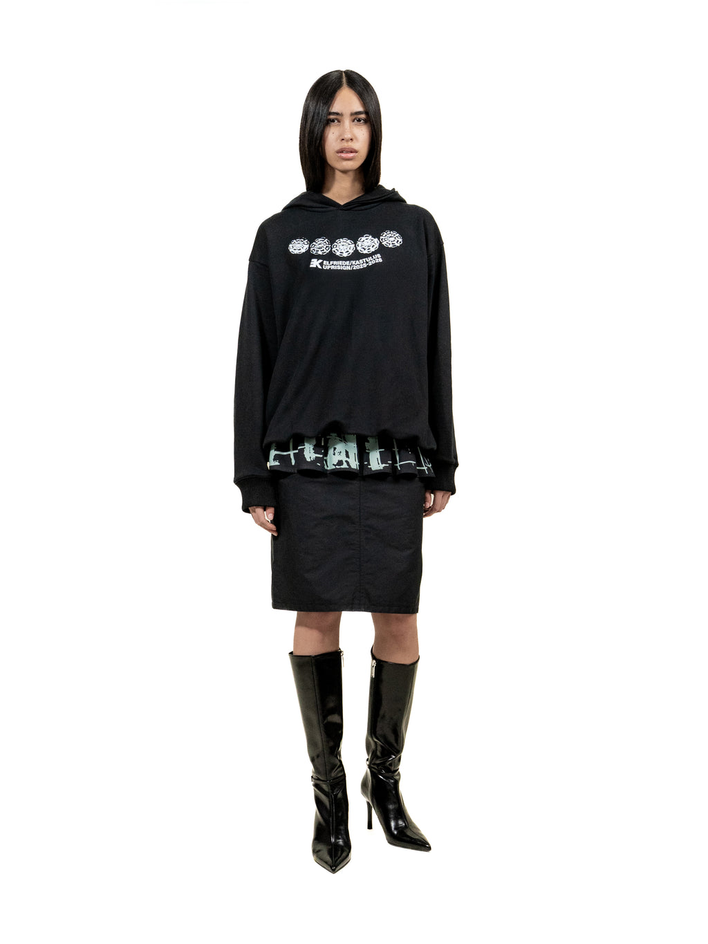 Unisex Oversize Hoodie with side-panels and button print