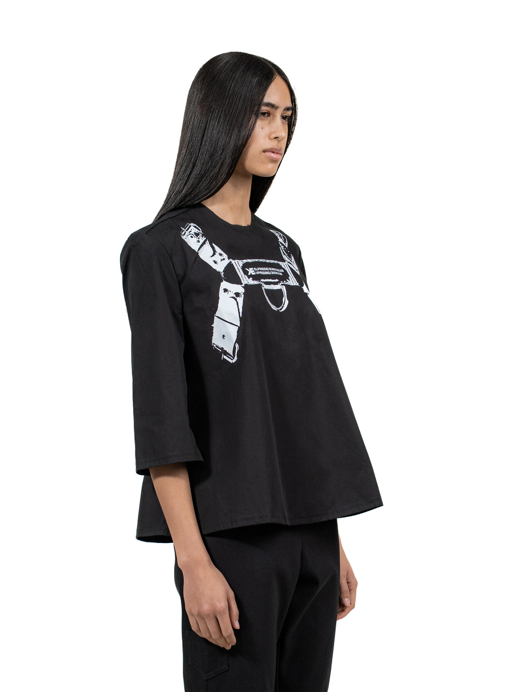Wide blouse with Harnes Print.